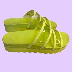 Reef Vista Hi-Energy Neon Green Slide Sandal